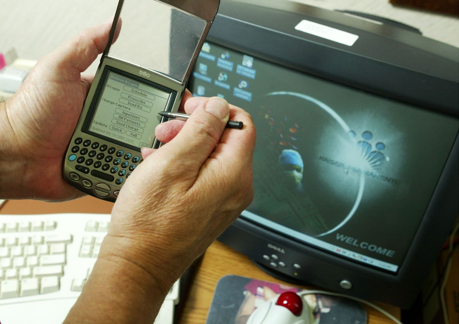 More Physicians Are E-Prescribing Their Patients