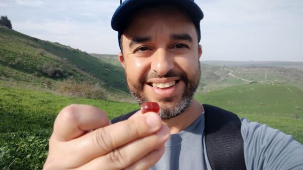 Erez Abrahamov with the Amulet (Photo Erez Abrahamov)